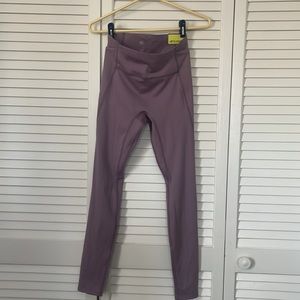 All in Motion Mauve Leggings with side pockets size XS New
